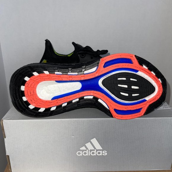 ADIDAS ULTRABOOST 22 (HQ0965) MENS SIZE 9 CORE BLACK/POWER BLUE RUNNING SHOES main image 6